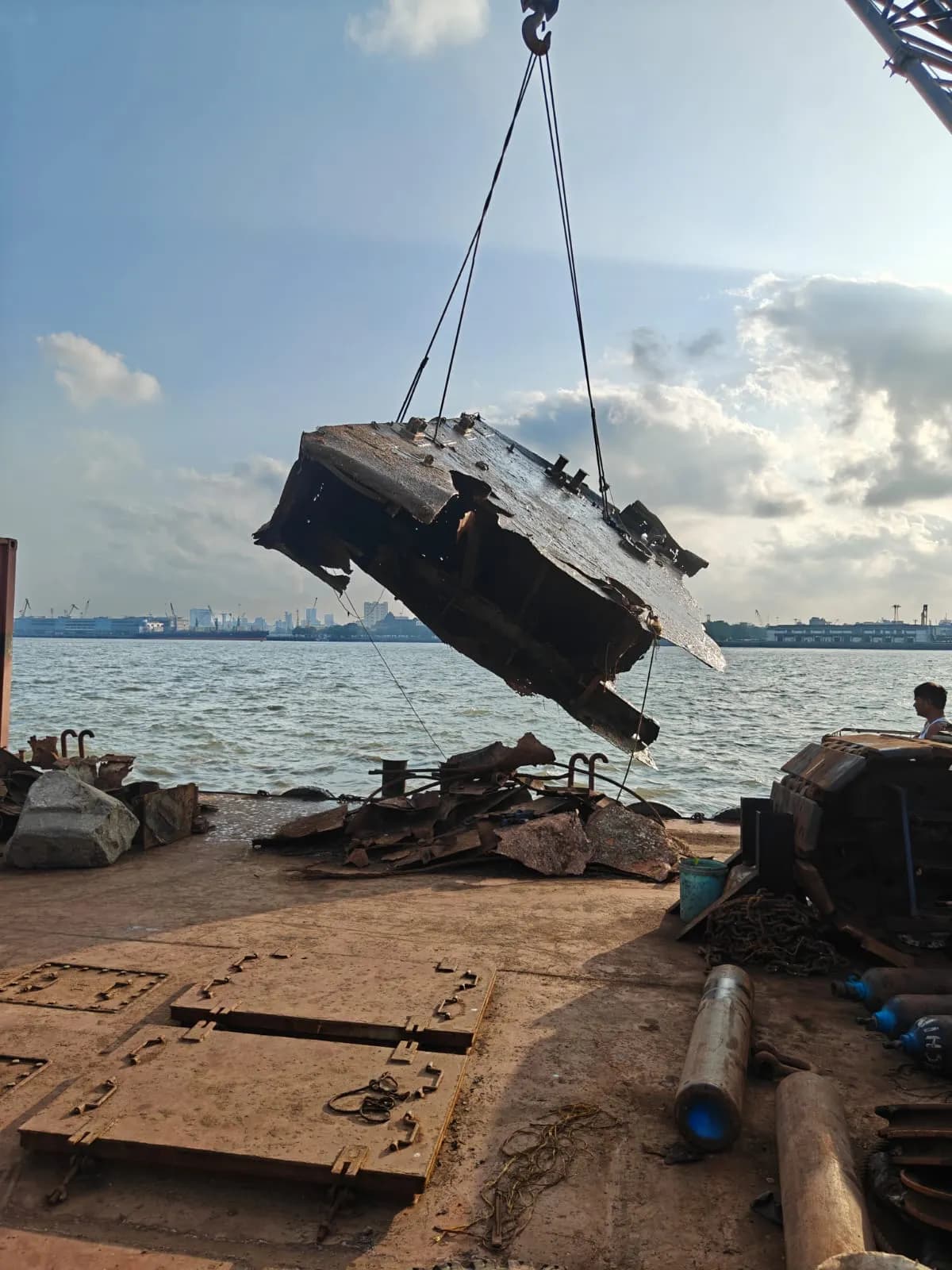 Subsea Structure Extraction